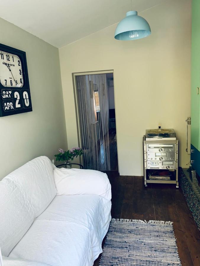 Sea Breeze Studio Otel Pula Dış mekan fotoğraf