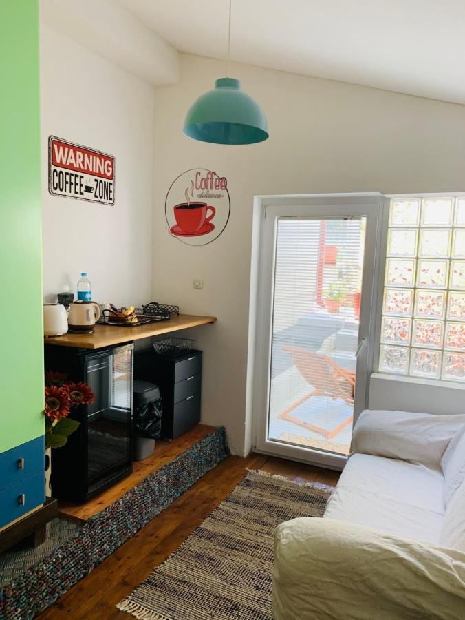 Sea Breeze Studio Otel Pula Dış mekan fotoğraf